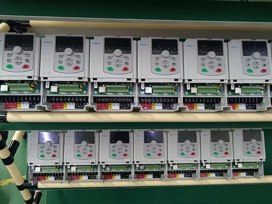 سعر جيد محرك التردد المتغير المهني كفاءة الطاقة الدقة العالية لسرعة المحرك الانترنت
