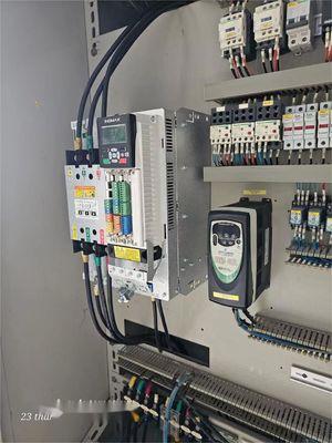 سعر جيد INOMAX VFD محرك التردد المتغير مع التحكم المباشر في عزم الدوران ACS880-01-038A-3 الانترنت